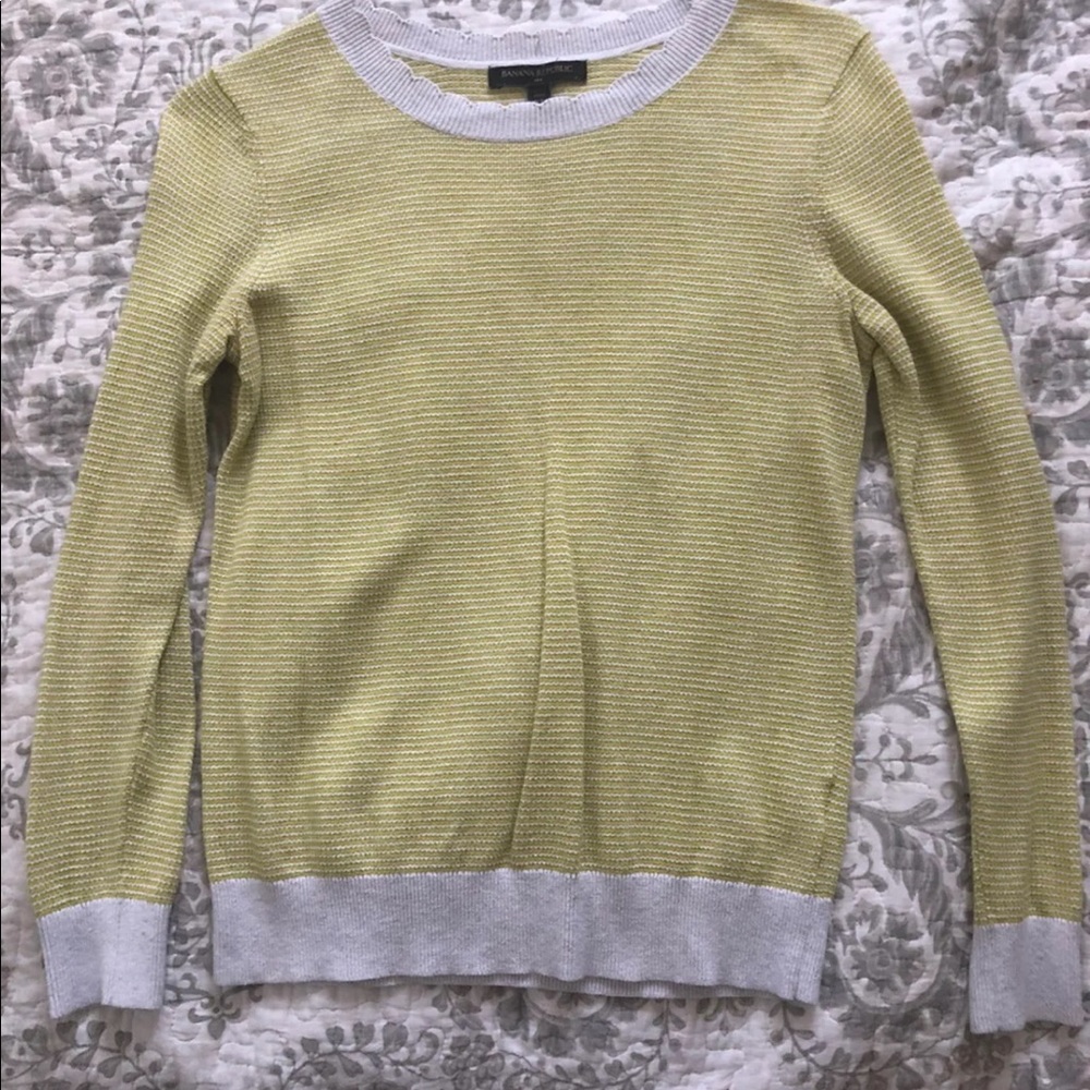 NEW Banana Republic Sweater